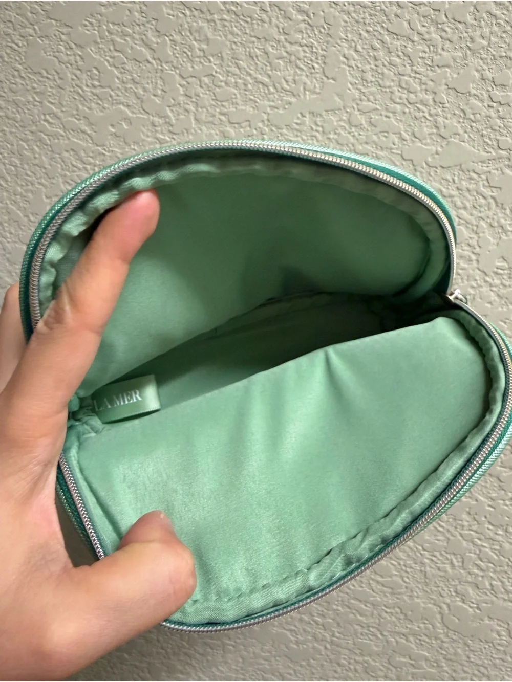 La Mer Green Cosmetic / Makeup Bag
